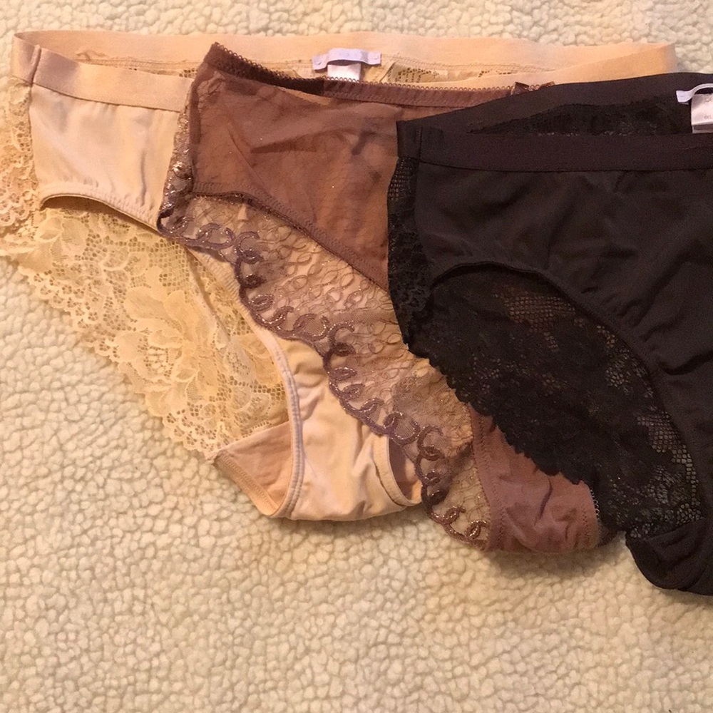 Savage X Fenty plus 1x lace back undies